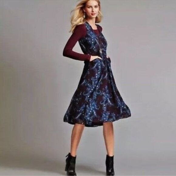 Cabi Treasure Paisley Crossover Style V-neck Midi Dress Style 3461 Size 6 - Picture 2 of 6